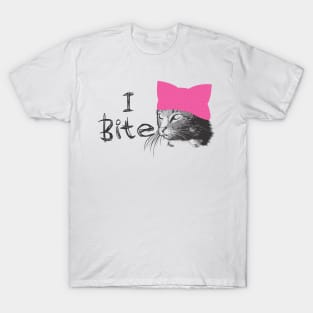 I bite, pink pussy T-Shirt